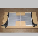 Радиатор охлаждения двигателя 2.3dci