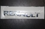 Надпись "RENAULT" 