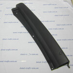 Клык на задний фонарь (правый)