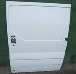 Боковая дверь (левая сторона)